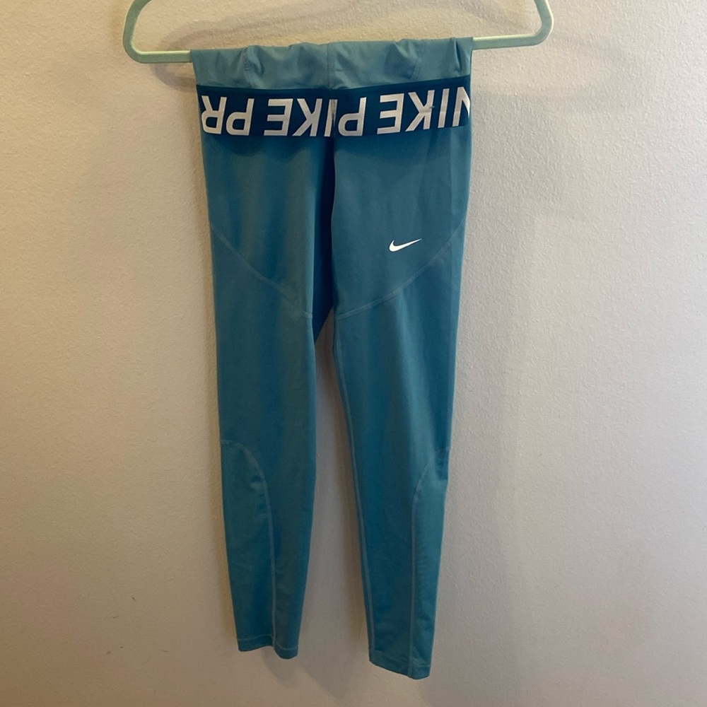 Nike leggings